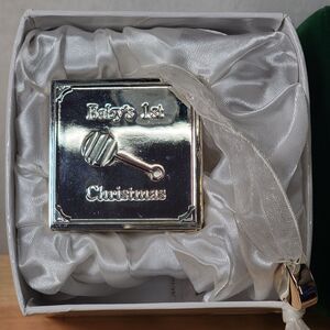 Things Remembered 2011 Ornament w/ Box "Baby's 1st Christmas"